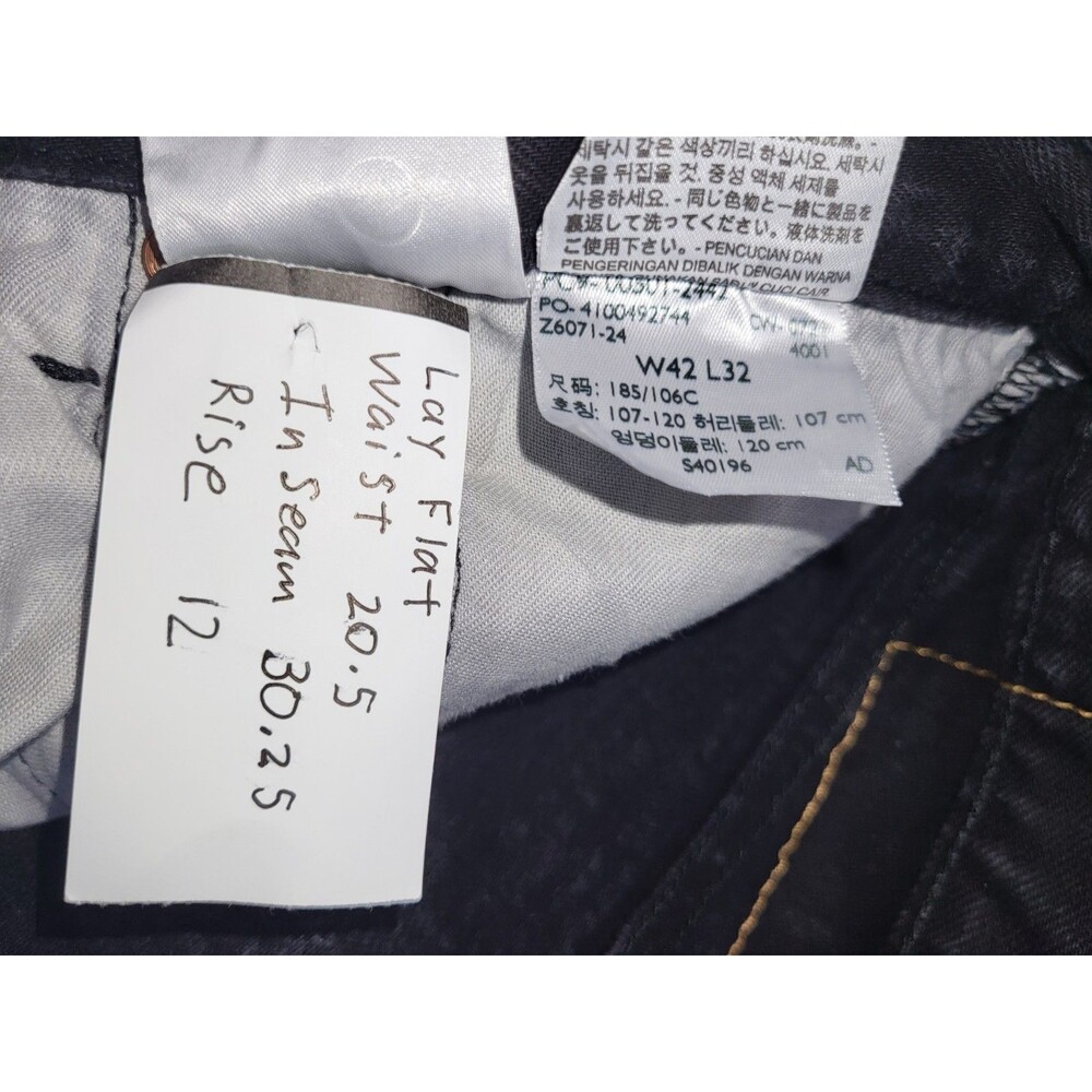Levi's 501 Black Jeans Mens 42x32 Original Fit Straight Leg Button Fly W41 L30 - Picture 4 of 6